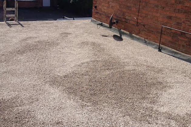 Flat Roof with Limestone Chipping finish